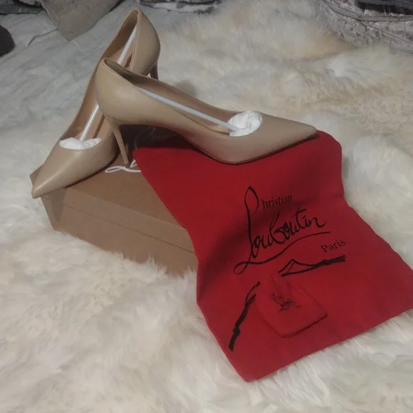 Christian louBoutin womens size 38.5 UK women's size 8.5 US nude Kate's - Picture 3 of 3